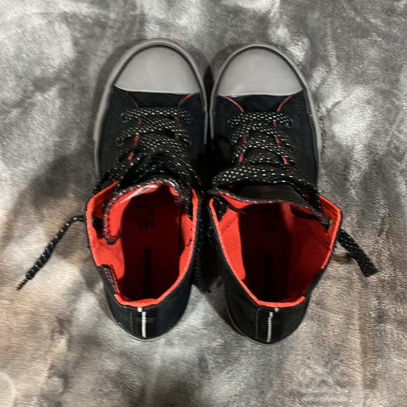 Converse Chuck Taylor All-Star Youth Sz 3 Blk/Red/Gry Water Repellent GUC - Picture 6 of 7